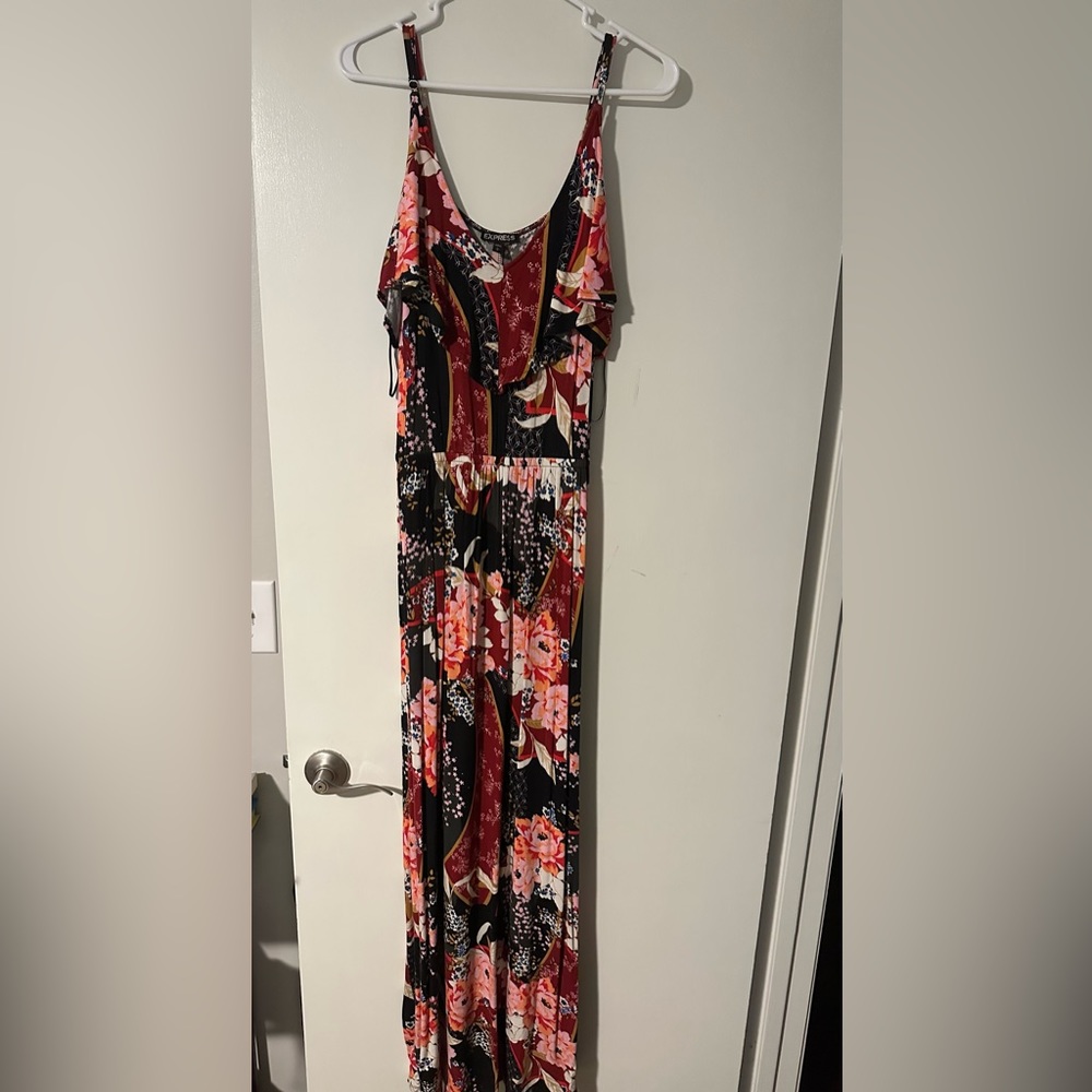 Express L Maxi dress in perfect condition